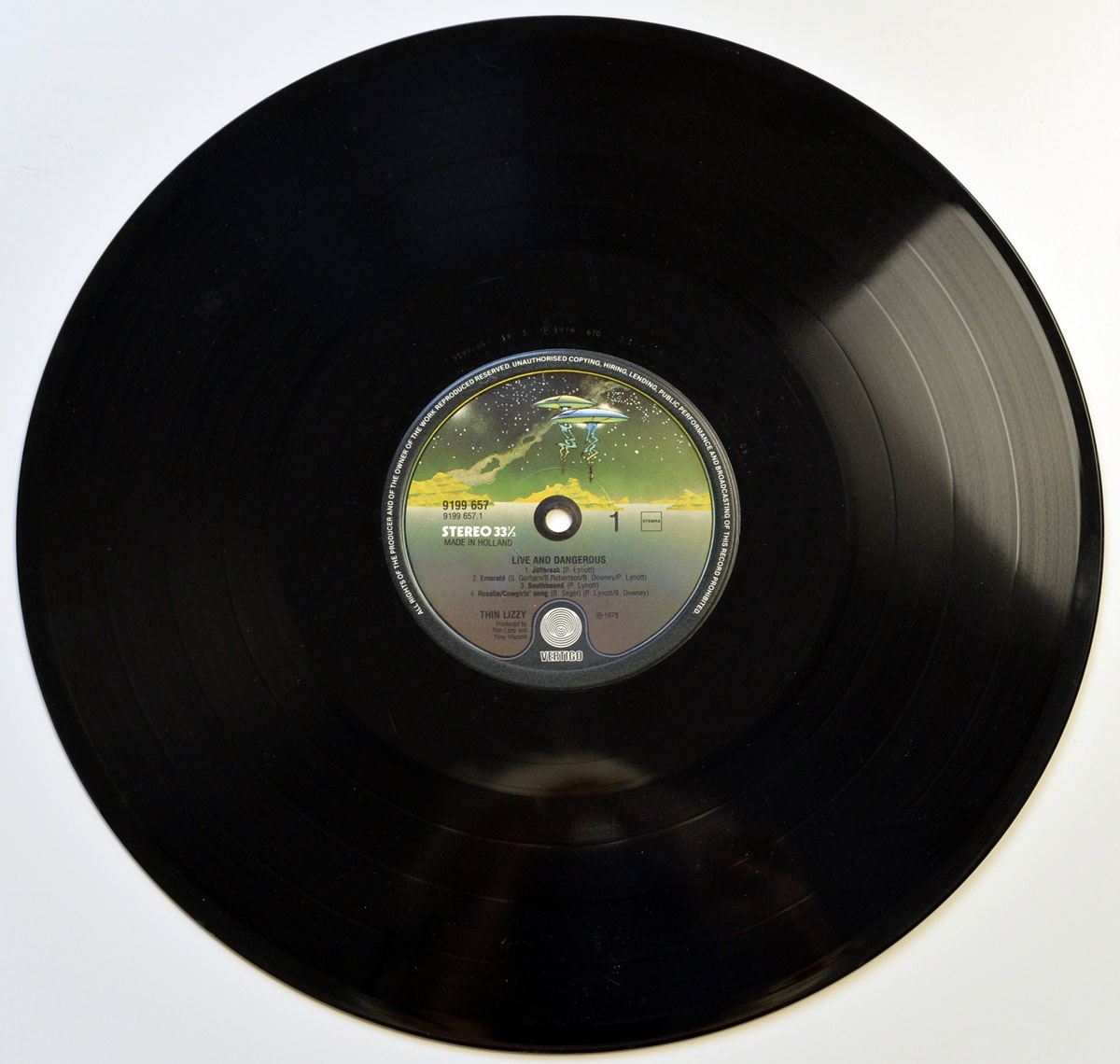 High Resolution Photo #20 THIN LIZZY - Live and Dangerous